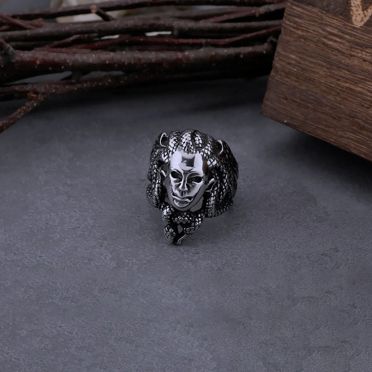 Medusa Ring Men and Women - Image 4